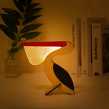 Dekorative Tier-Tischlampe aus Holz mit LED-Beleuchtung für Kinderzimmer – Pelikan, Wal, Tukan Designs 2