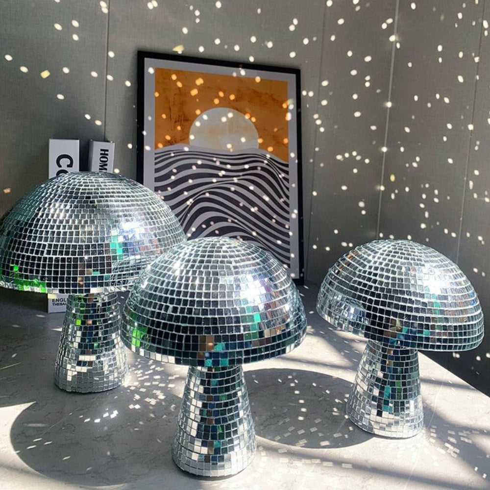 Disco Ball Pilzlampe – Retro Design mit Glitzereffekt, Reflektierende Kacheln, Verschiedene Größen für Innovative Raumgestaltung 3