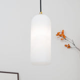 Mid-Century Pendelleuchte aus Alabaster mit Messingdetails – Elegante Hängelampe für Esszimmer und Foyer 3
