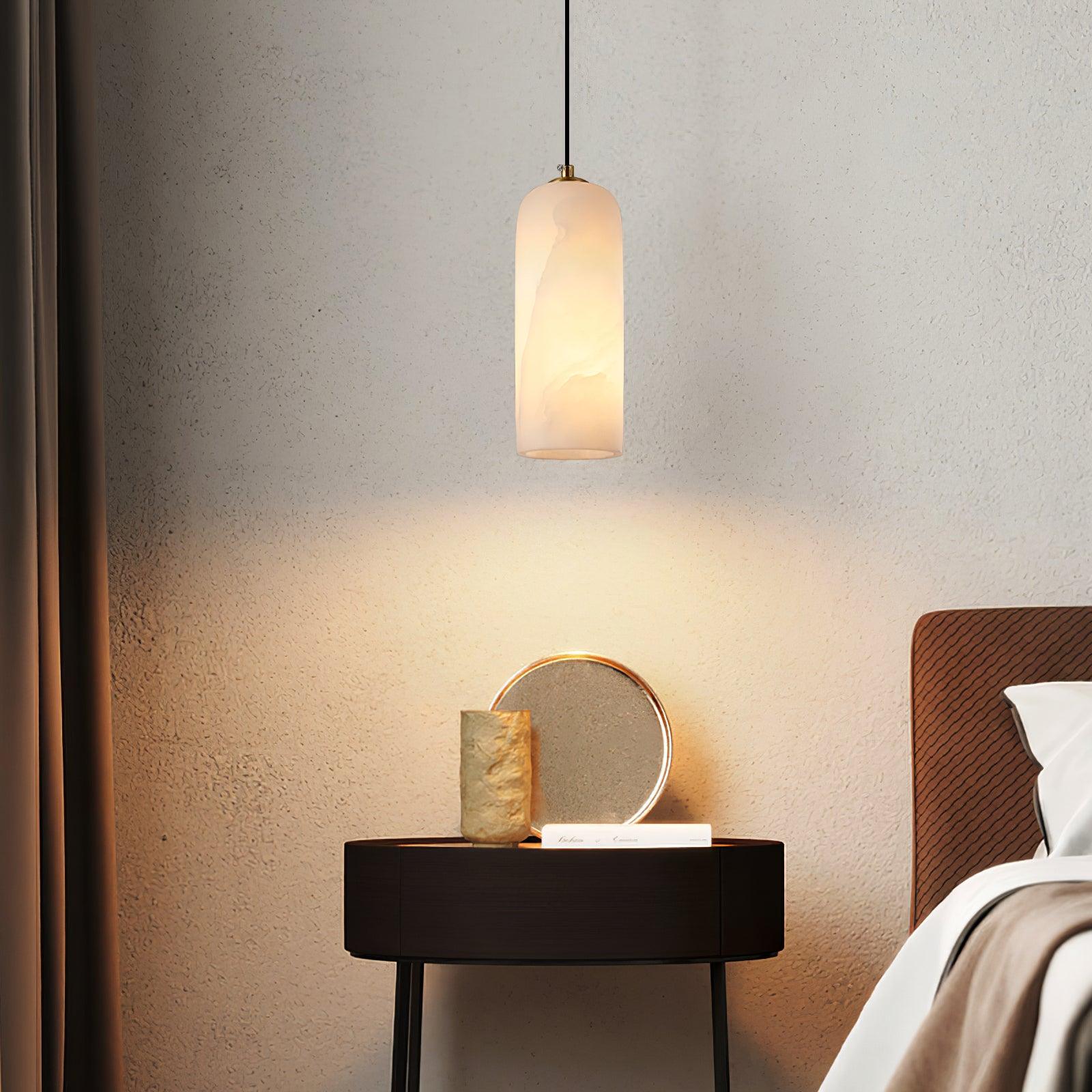 Mid-Century Pendelleuchte aus Alabaster mit Messingdetails – Elegante Hängelampe für Esszimmer und Foyer 6