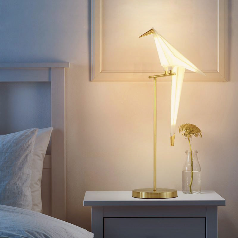 Origami Tischlampe mit Magnetbefestigung – Elegante Vogelform und Warmes Licht für Stilvolle Raumbeleuchtung 0