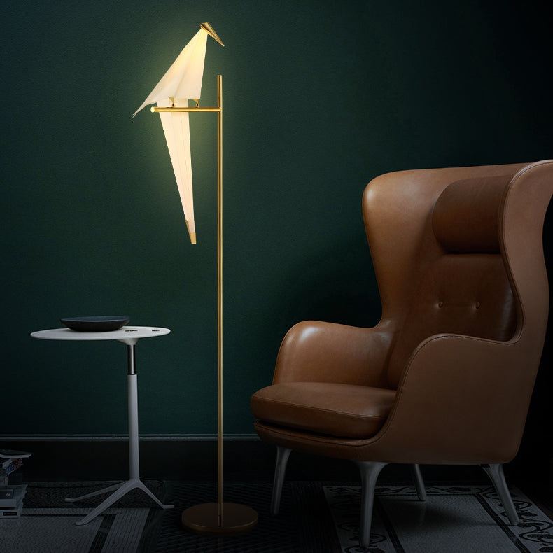Origami Tischlampe mit Magnetbefestigung – Elegante Vogelform und Warmes Licht für Stilvolle Raumbeleuchtung 1