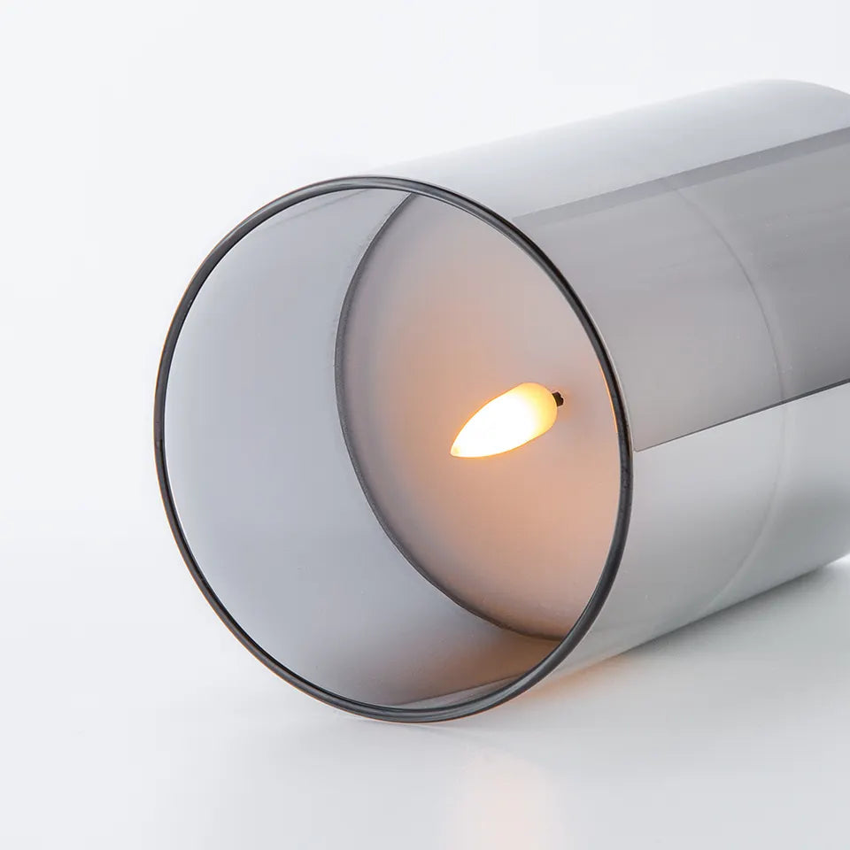 Realistische LED-Kerzen im Dreierset mit Flammeneffekt – Warmweißes Licht für Gemütlichkeit 6