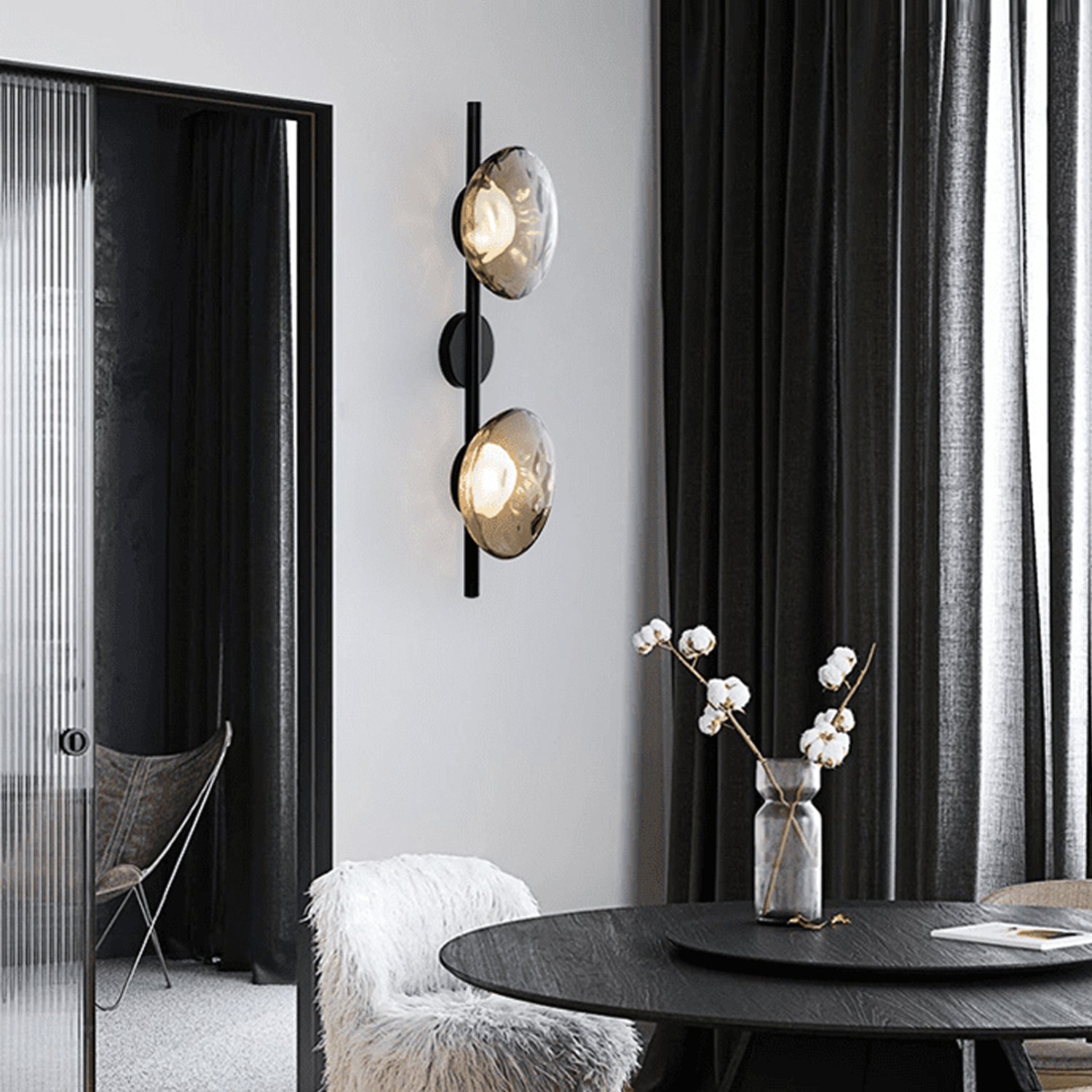 Schwarze LED Wandleuchte Innen – Nordic Runde Ceto Glas Wandlampe mit Minimalistischem Design und Energieeffizienter 5W Lichtquelle 4