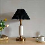 Tischlampe mit Retro Plissiertem Schirm für Nachttisch und Wohnzimmer 0