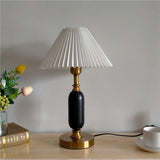Tischlampe mit Retro Plissiertem Schirm für Nachttisch und Wohnzimmer 10