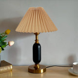 Tischlampe mit Retro Plissiertem Schirm für Nachttisch und Wohnzimmer 2
